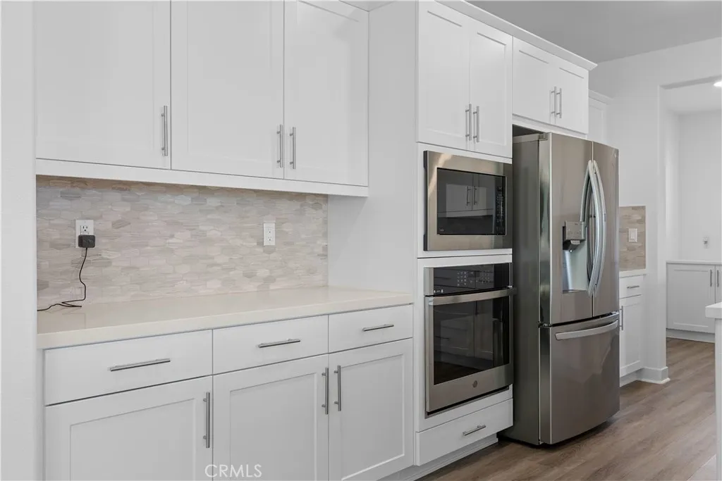 2725 Sierra Bella Drive, Corona, California 92882 home-pic-28